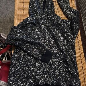 Never worn Girls Nike Black Hoodie with Gold Pattern
